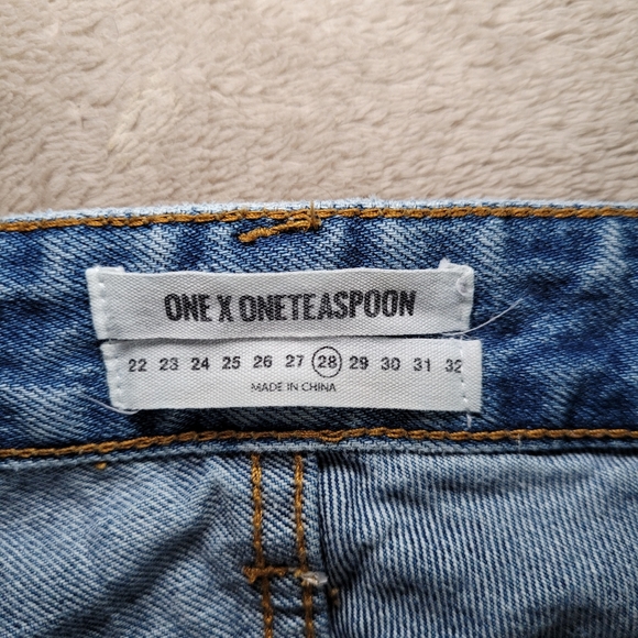 One Teaspoon Lonely Boy heavily distressed relaxed fit boyfriend jeans size 28 - Picture 15 of 16